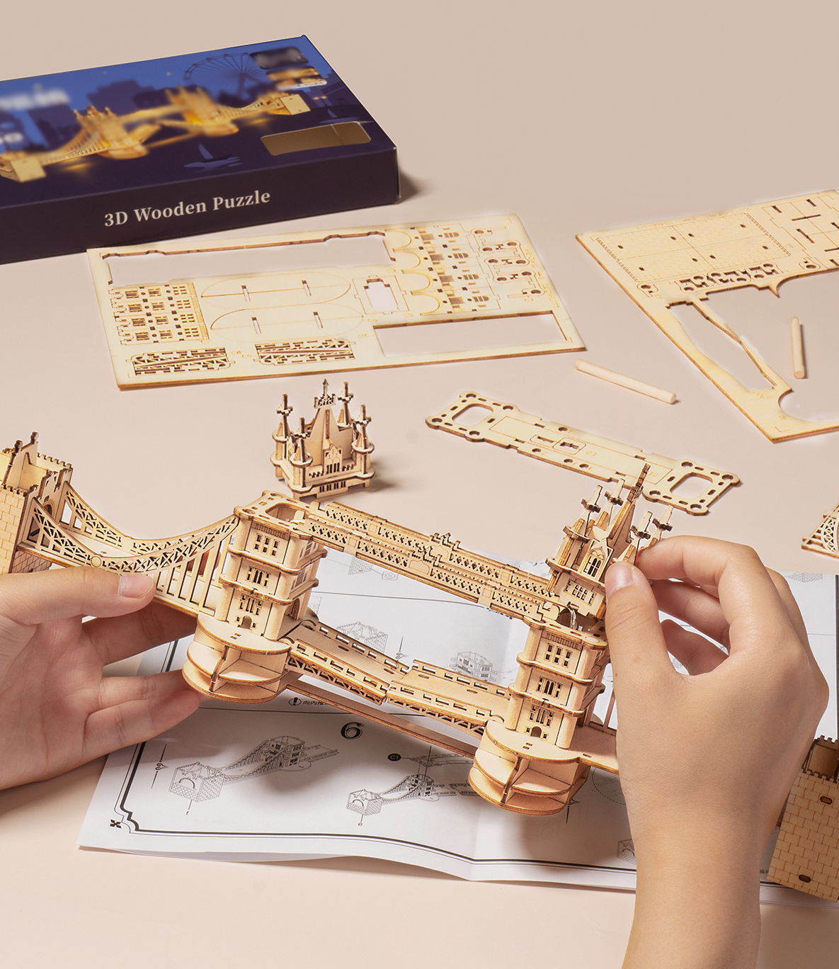 3D Laser Cut Wooden Puzzle: Tower Bridge with lights