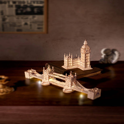 3D Laser Cut Wooden Puzzle: Tower Bridge with lights